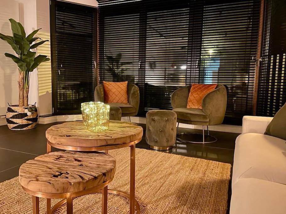 Ostend Chic, Luxe Loftstijl In Oostende Buitenkant foto
